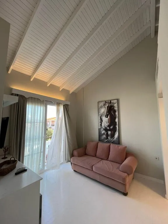 Suite,Havuz Manzaralı