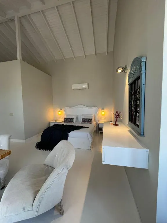 Suite,Havuz Manzaralı