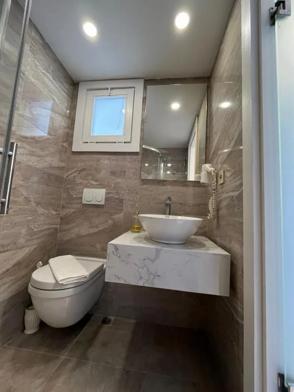 Deluxe Oda,Havuz Manzaralı