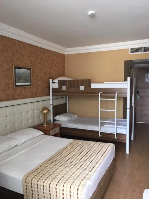 2+2 Kapasite