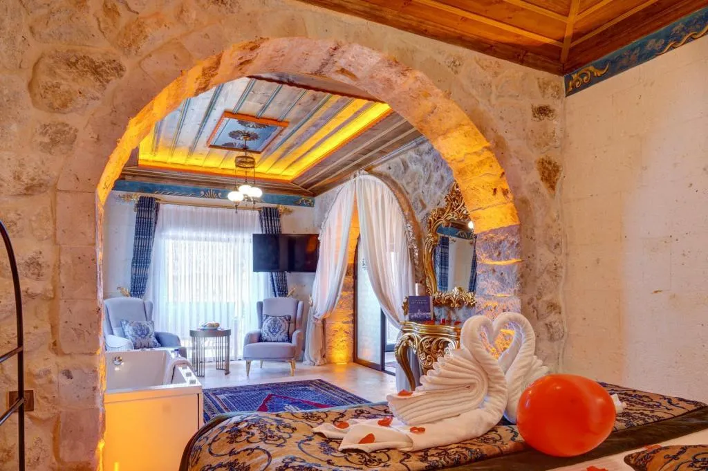Deluxe Suit,Jakuzili ve Balkonlu