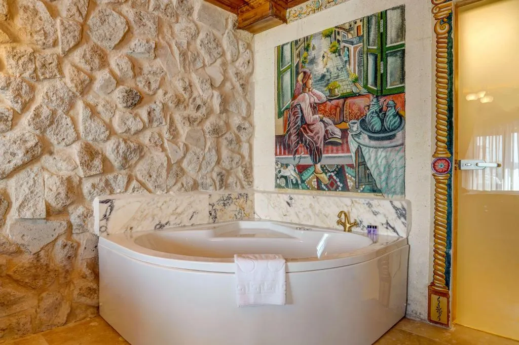 Junior Suite,Jakuzili