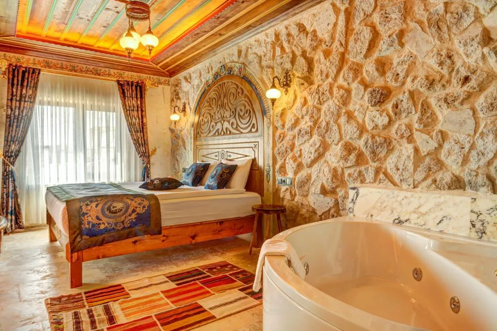Junior Suite,Jakuzili