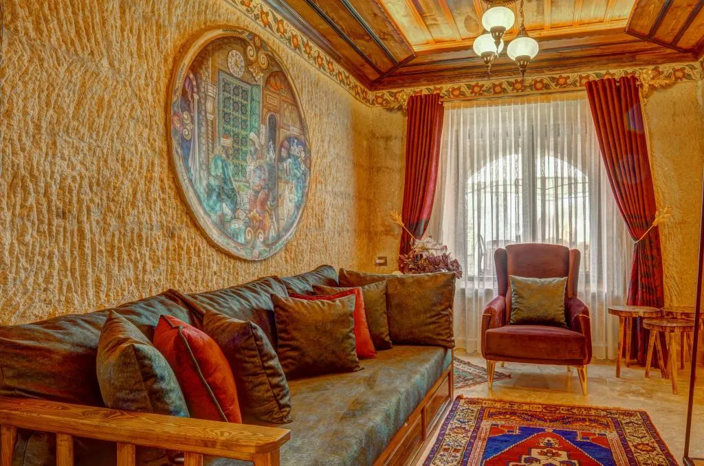 Superior Çift Kişilik Kaya Suite Oda,Avlu Manzaralı,Jakuzili (2 Kişilik)