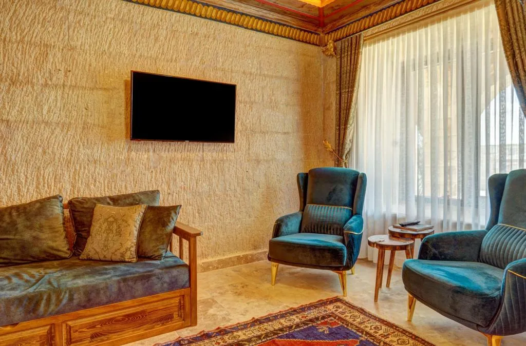 Superior Çift Kişilik Kaya Suite Oda,Avlu Manzaralı,Jakuzili (2 Kişilik)