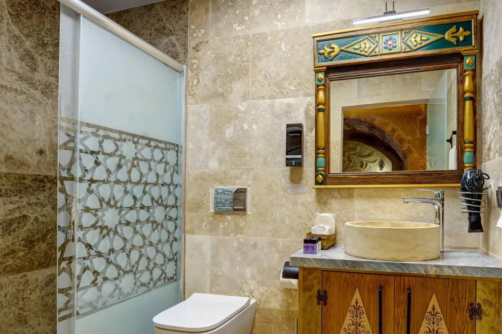 Superior Çift Kişilik Kaya Suite Oda,Avlu Manzaralı,Jakuzili (2 Kişilik)
