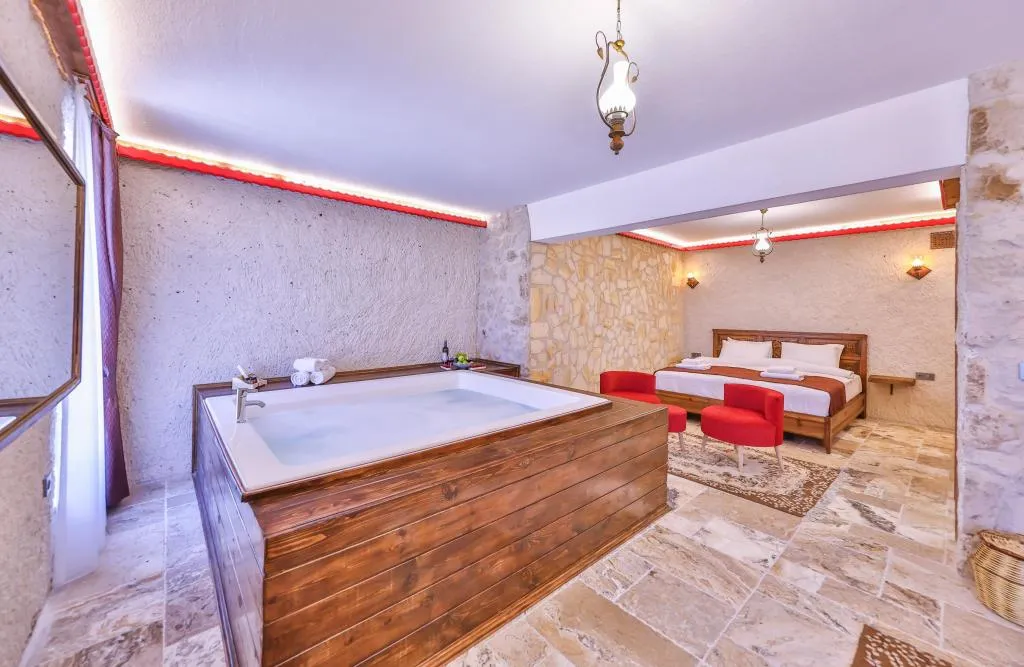 DELUXE BAHÇE ODA 101