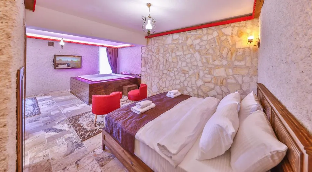 DELUXE BAHÇE ODA 101