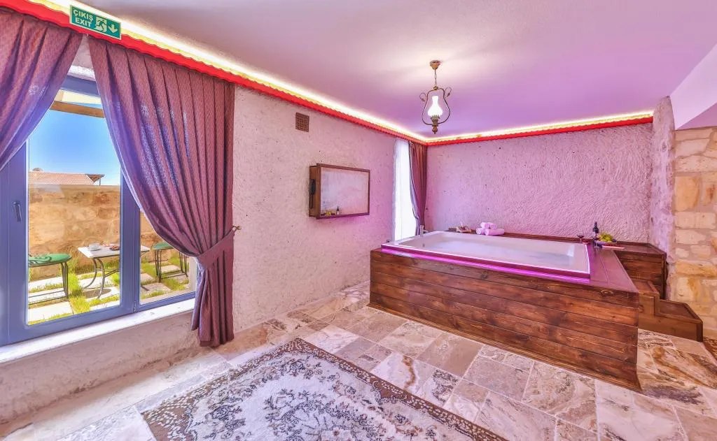 DELUXE BAHÇE ODA 101