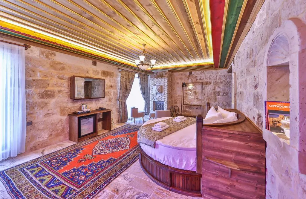 KING JACUZZI SUIT 301