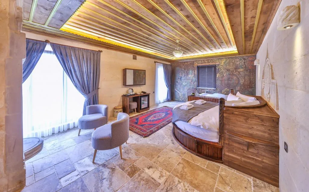 PREMIUM DOUBLE ROOM 305