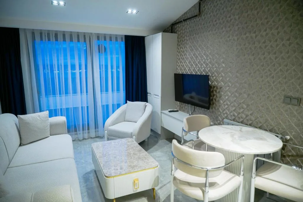 Executive Suite with King Size Bed, Sea View