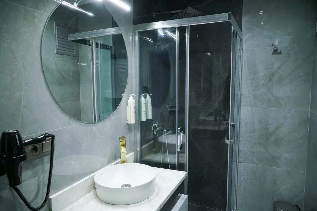 Executive Suite with King Size Bed, Sea View