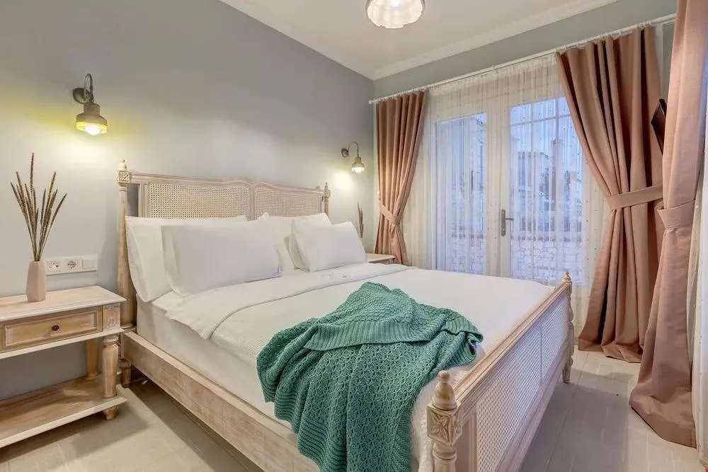 Suite,Bahçe Manzaralı