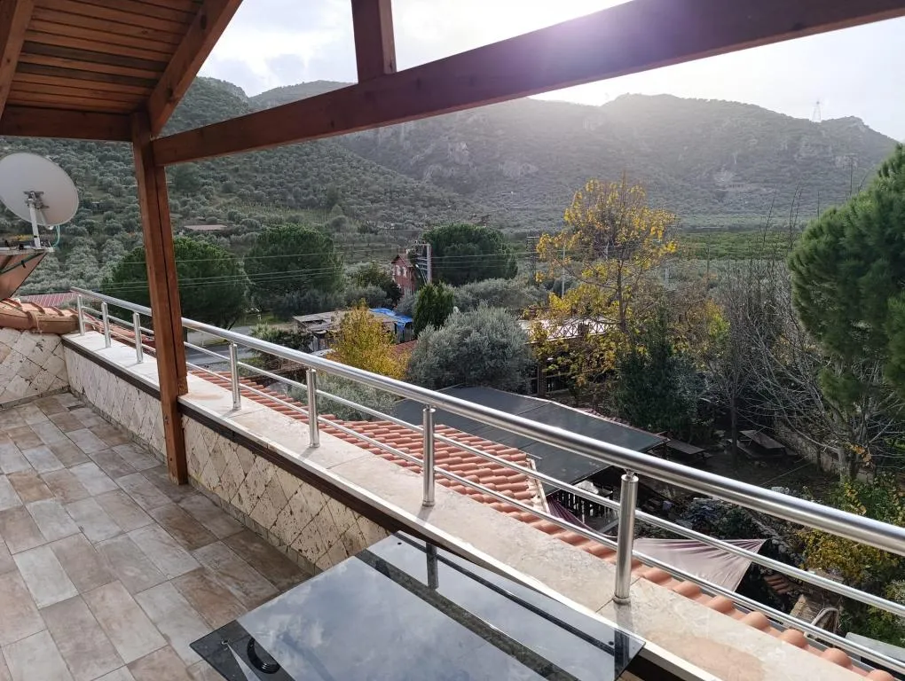 Deluxe Oda,Dağ veya Havuz Manzaralı,Jakuzili ve Verandalı