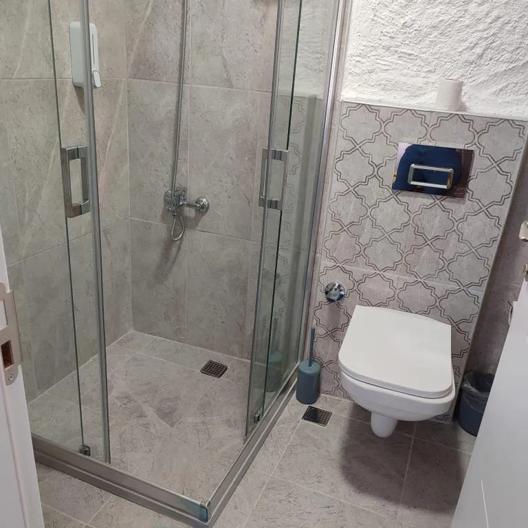 Deluxe Oda,Bahçe veya Sokak Manzaralı,1. Kat