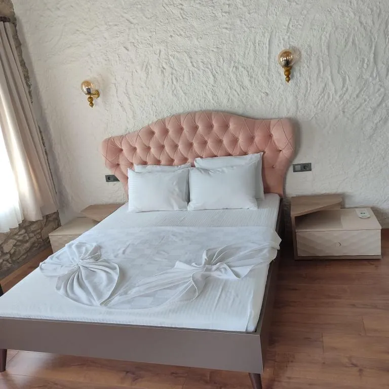 Deluxe Oda,Bahçe veya Sokak Manzaralı,1. Kat