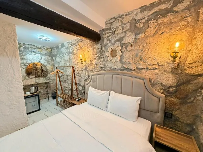 Standart Oda,Avlu Manzaralı,Giriş Katı