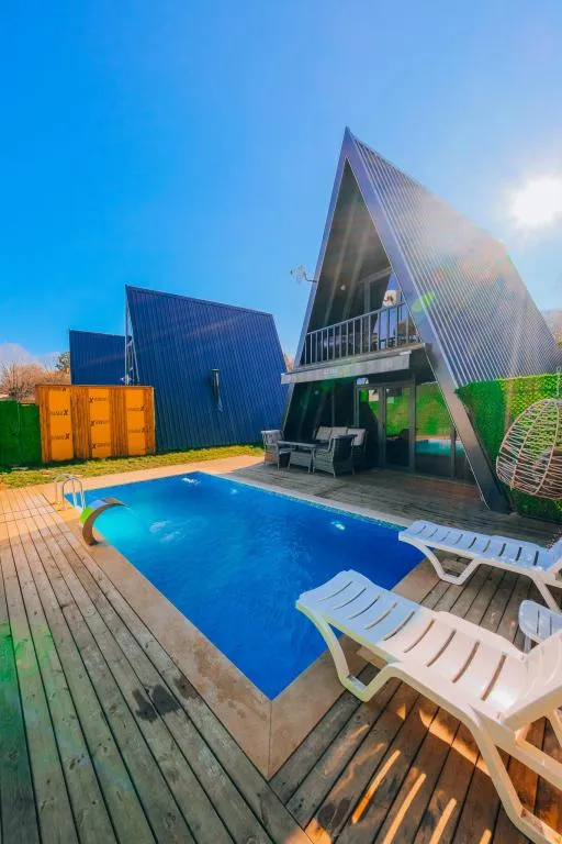 1+1 Bungalov,Isıtmalı Özel Havuzlu