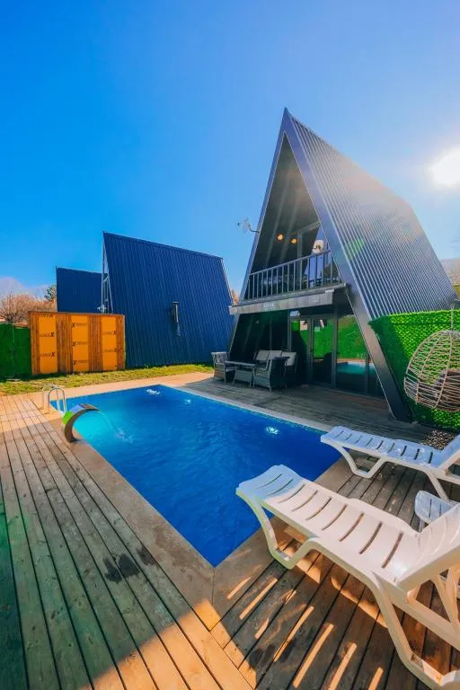 1+1 Bungalov,Isıtmalı Özel Havuzlu