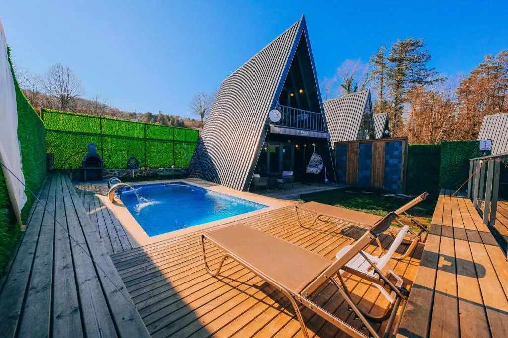 1+1 Bungalov,Isıtmalı Özel Havuzlu