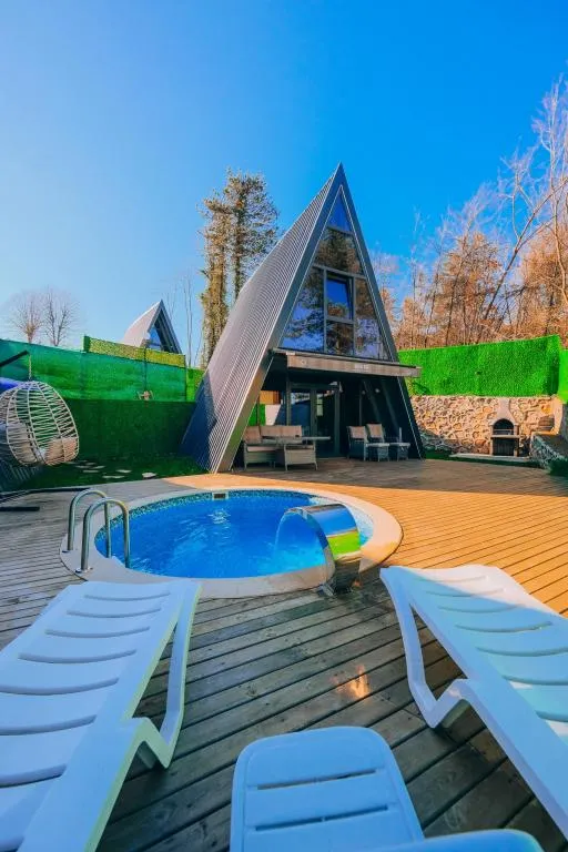 1+1 Bungalov,Isıtmalı Özel Havuzlu