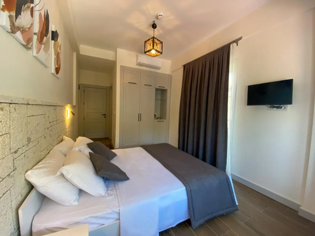 Standart Oda,Bahçe Manzaralı,Balkonlu