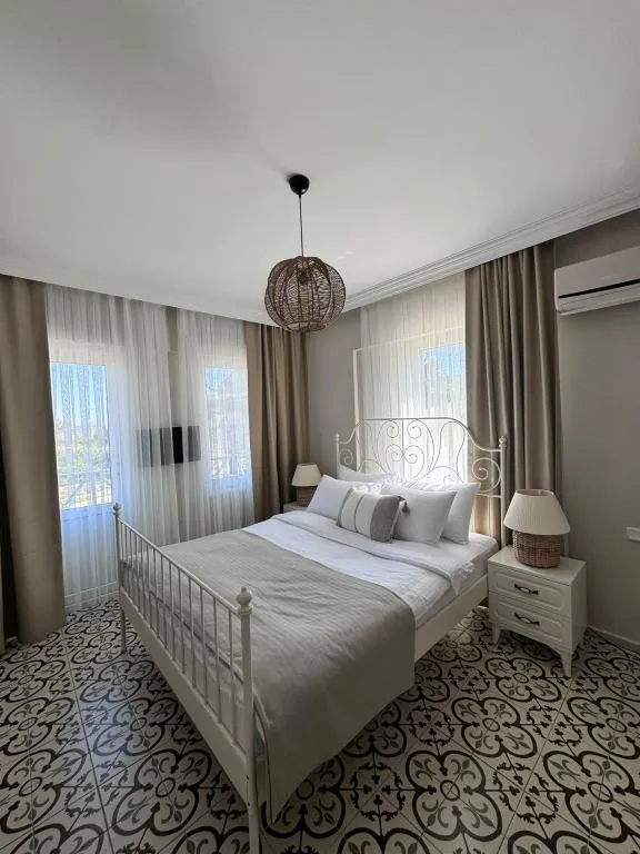 Deluxe Oda Balkonlu,Deniz Manzaralı,1. Kat
