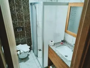 Jakuzili Balayı Suiti 106
