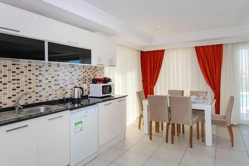 Özel Havuzlu Villa,Dağ veya Havuz Manzaralı,Aileye Özel