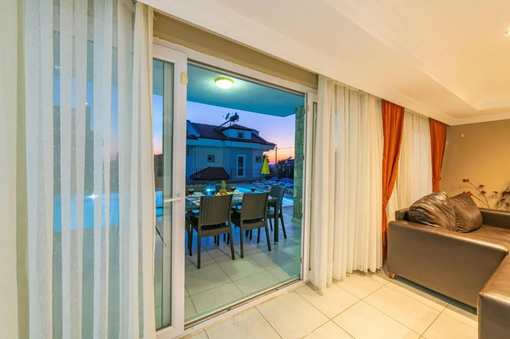 Özel Havuzlu Villa,Dağ veya Havuz Manzaralı,Aileye Özel