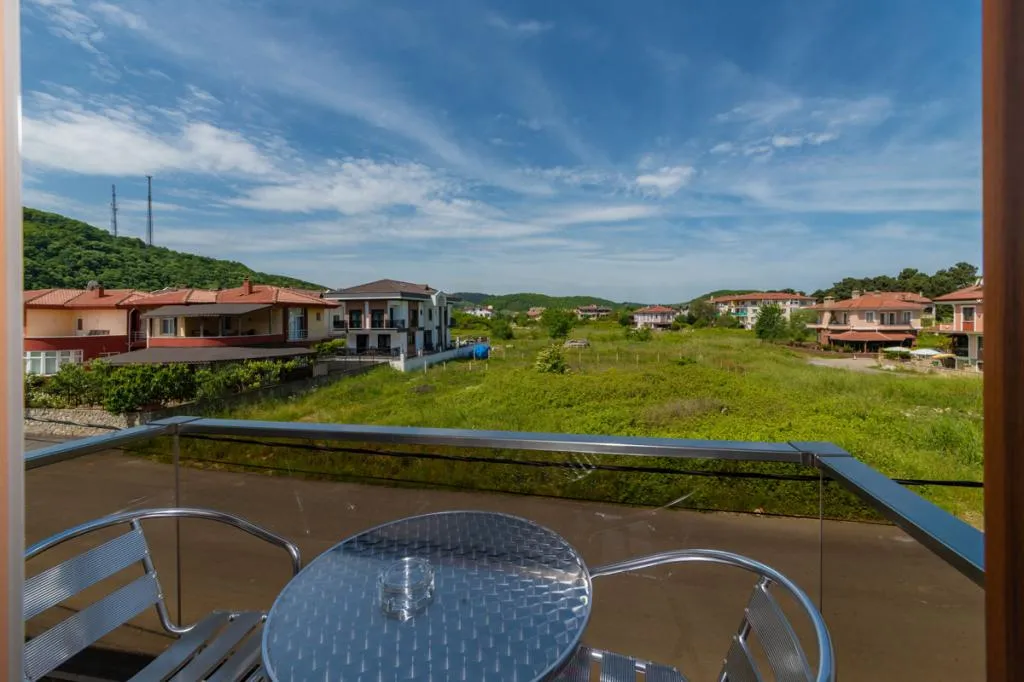 Standart Oda,Bahçe Manzaralı,Balkonlu