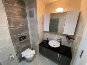 Arya Apart Hotel