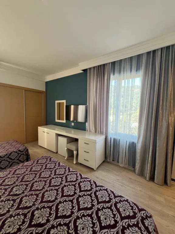 Standart Oda Kara Dağ Manzaralı