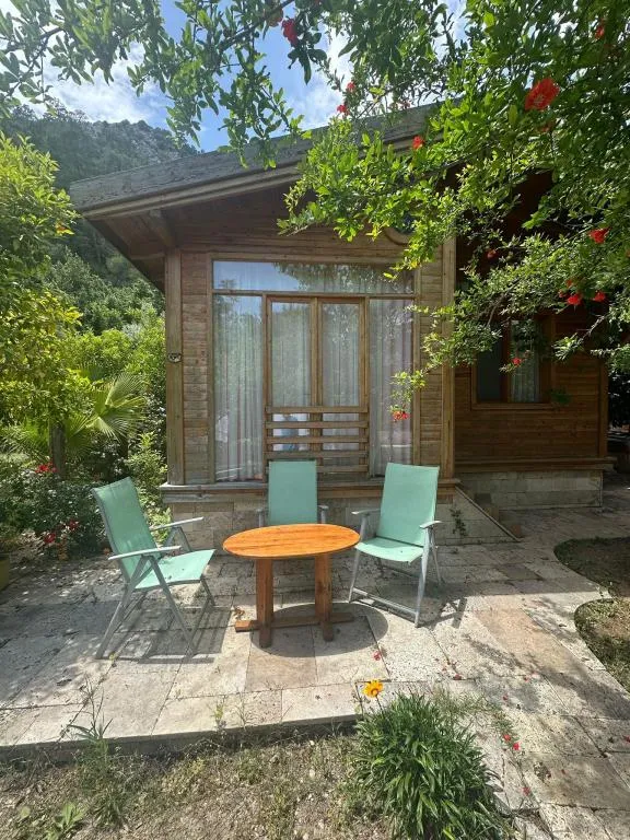 Bungalow 3 Kişilik Oda,Bahçe Manzaralı,Aileye Özel
