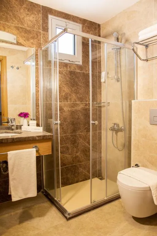Suite,Deniz Manzaralı,Balkonlu