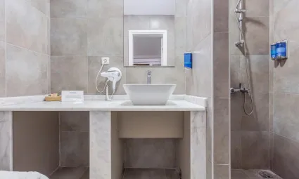 Deluxe Çift Kişilik Oda,Deniz Manzaralı,Teraslı