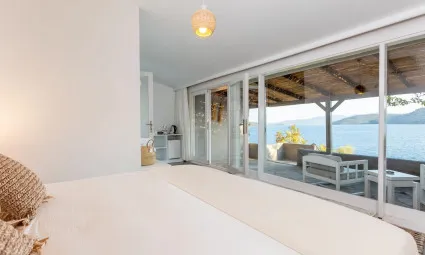 Deluxe Çift Kişilik Oda,Deniz Manzaralı,Teraslı