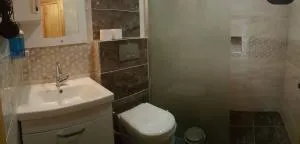 Çıralı Şah Apart