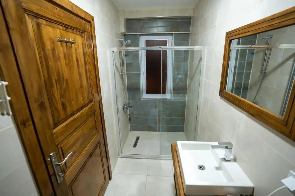 Çift Kişilik,Bahçe Manzaralı