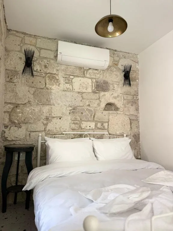 Standart Geniş Oda,Bahçe veya Sokak Manzaralı,Bahçe Katı