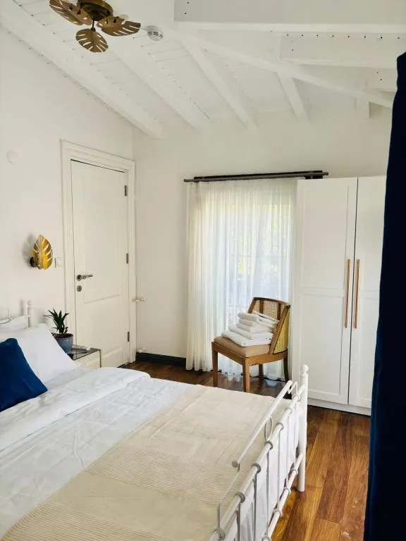 Deluxe Oda,Bahçe veya Sokak Manzaralı,1. Kat