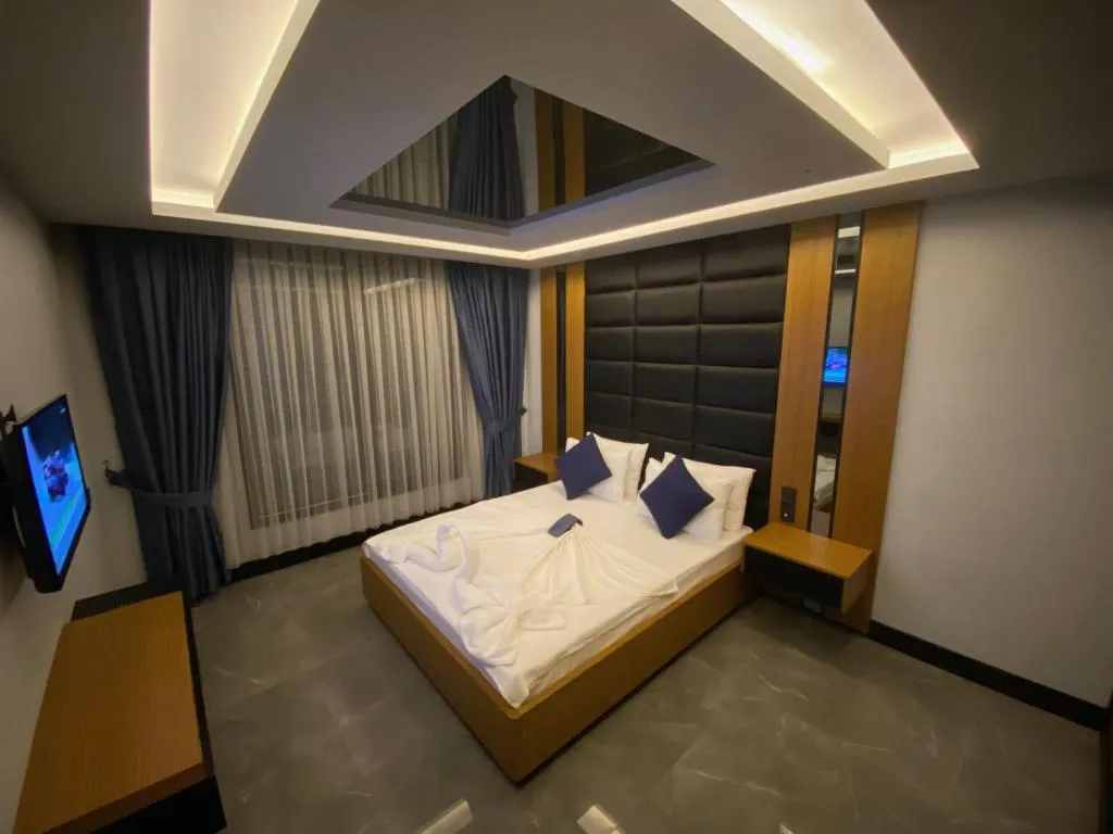 Suite Oda - 4 Kişilik,Deniz ve Doğa Manzaralı,Balkonlu