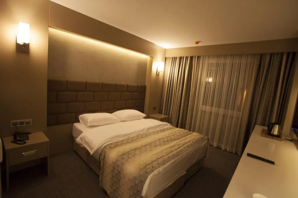 Standart Oda,Şehir Manzaralı
