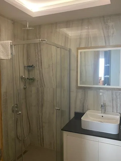 Aile Odası,Kara veya Havuz Manzaralı,Balkonlu