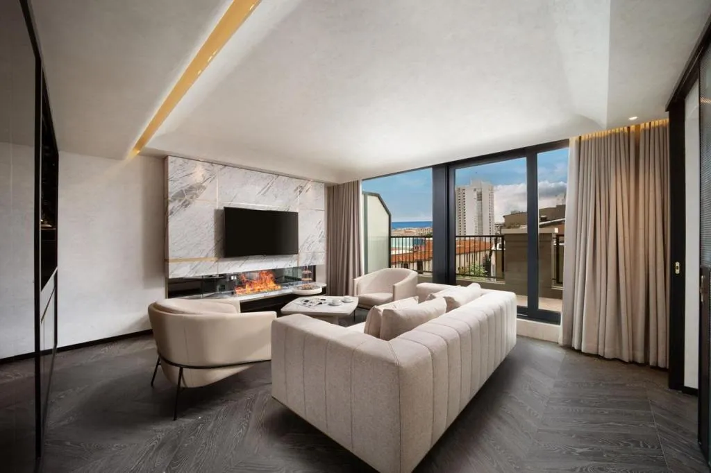 Penthouse, Deniz Manzaralı, Balkonlu, 