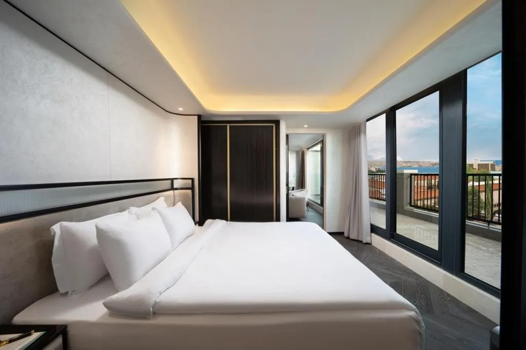 Penthouse, Deniz Manzaralı, Balkonlu, 