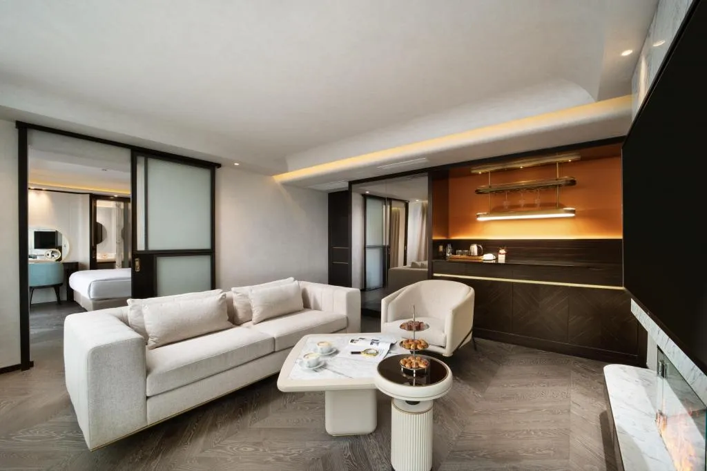Penthouse, Deniz Manzaralı, Balkonlu, 