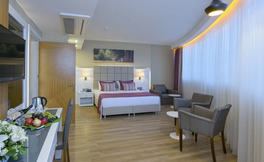 Honeymoon Stüdyo Süit, Kısmi Deniz Manzarası (Without Balcony)
