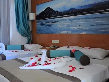 Blue Sky Hotel